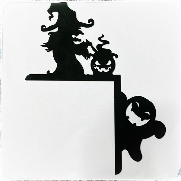 Halloween decor  - Picture 1 of 4
